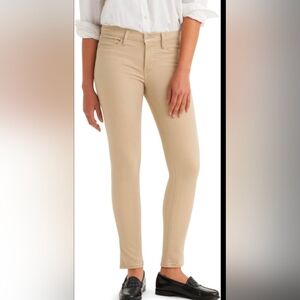 Levi's 711 Skinny Jean